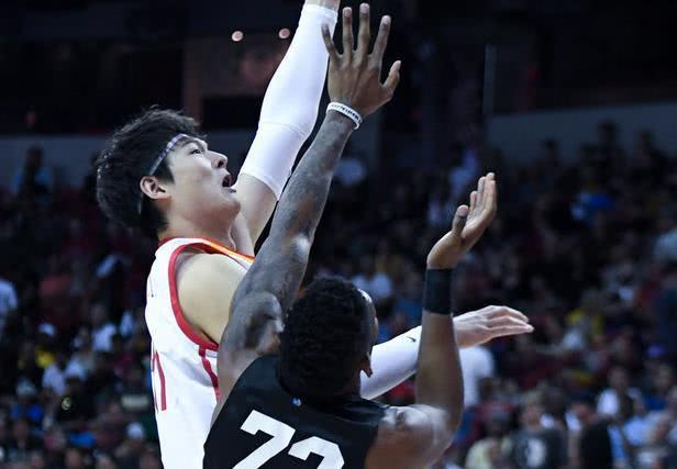 开云体育2026-热火险胜国王，王哲林点燃赛场  第2张