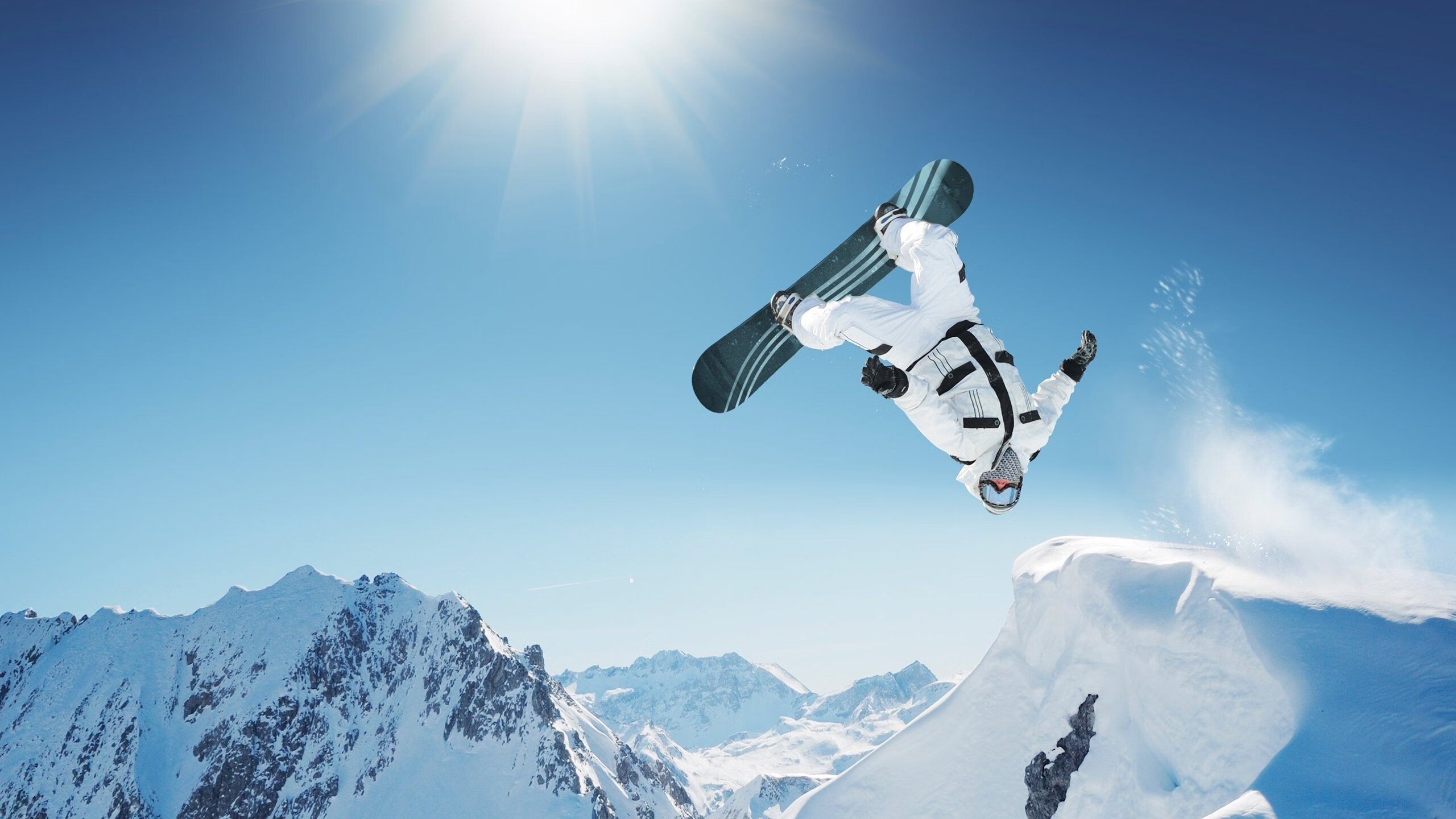 开云体育平台APP-年度焦点之战之夜，布克完成里程碑，书写传奇新篇章  第1张